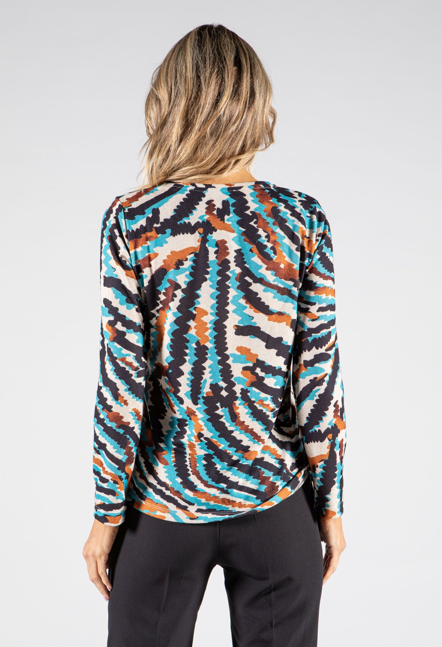 Fine Knit Abstract Print Pullover