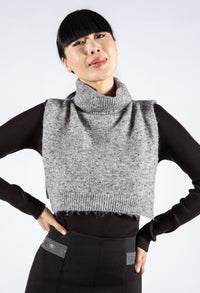 Ribbed Knit Bib