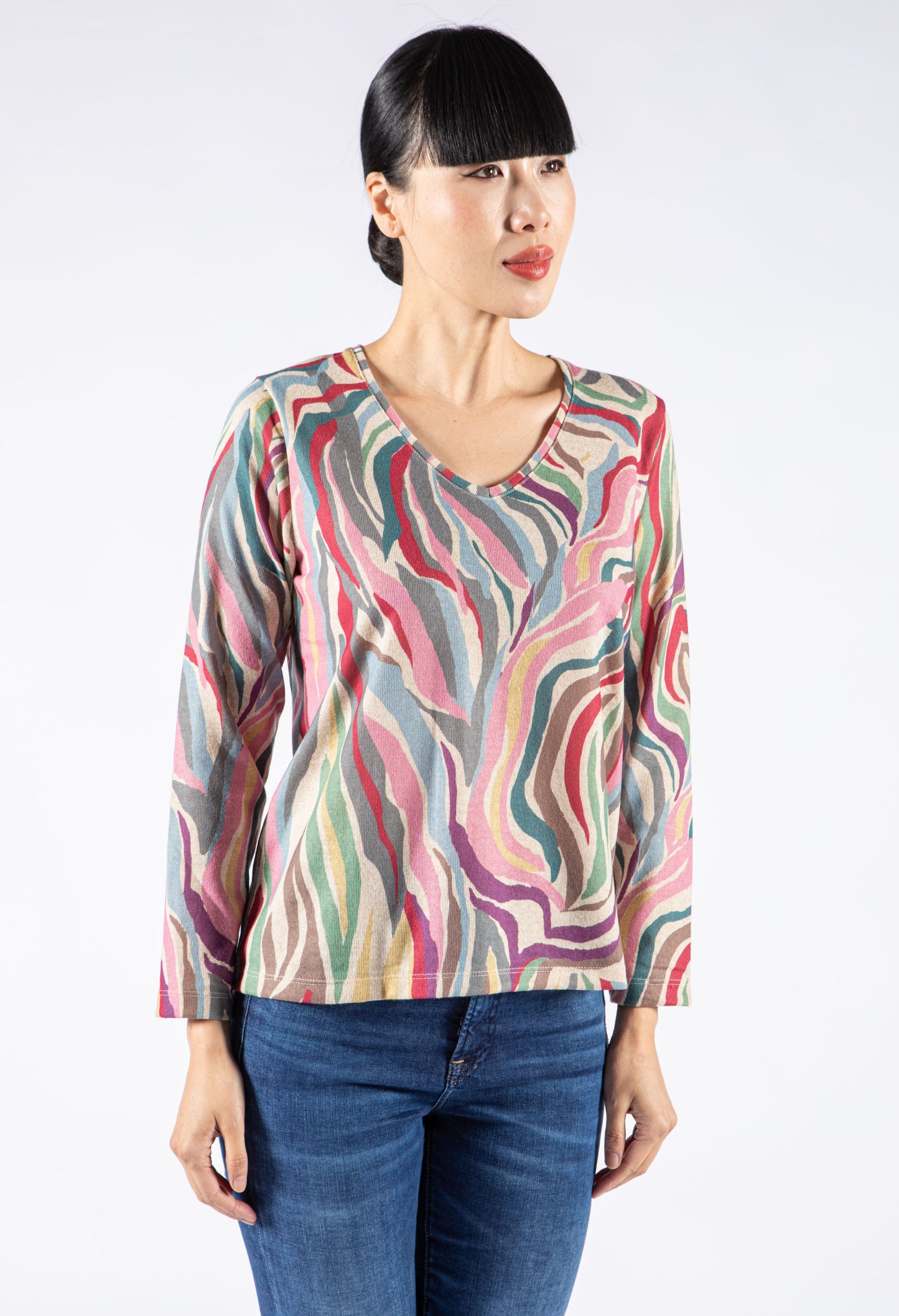 Wavy Design Knit Top