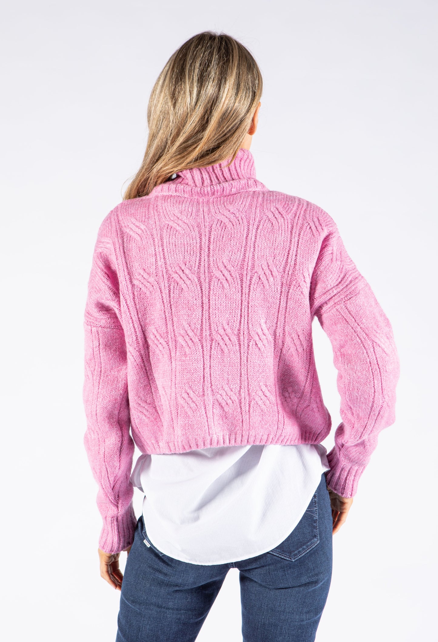 Cropped Knit Roll Neck