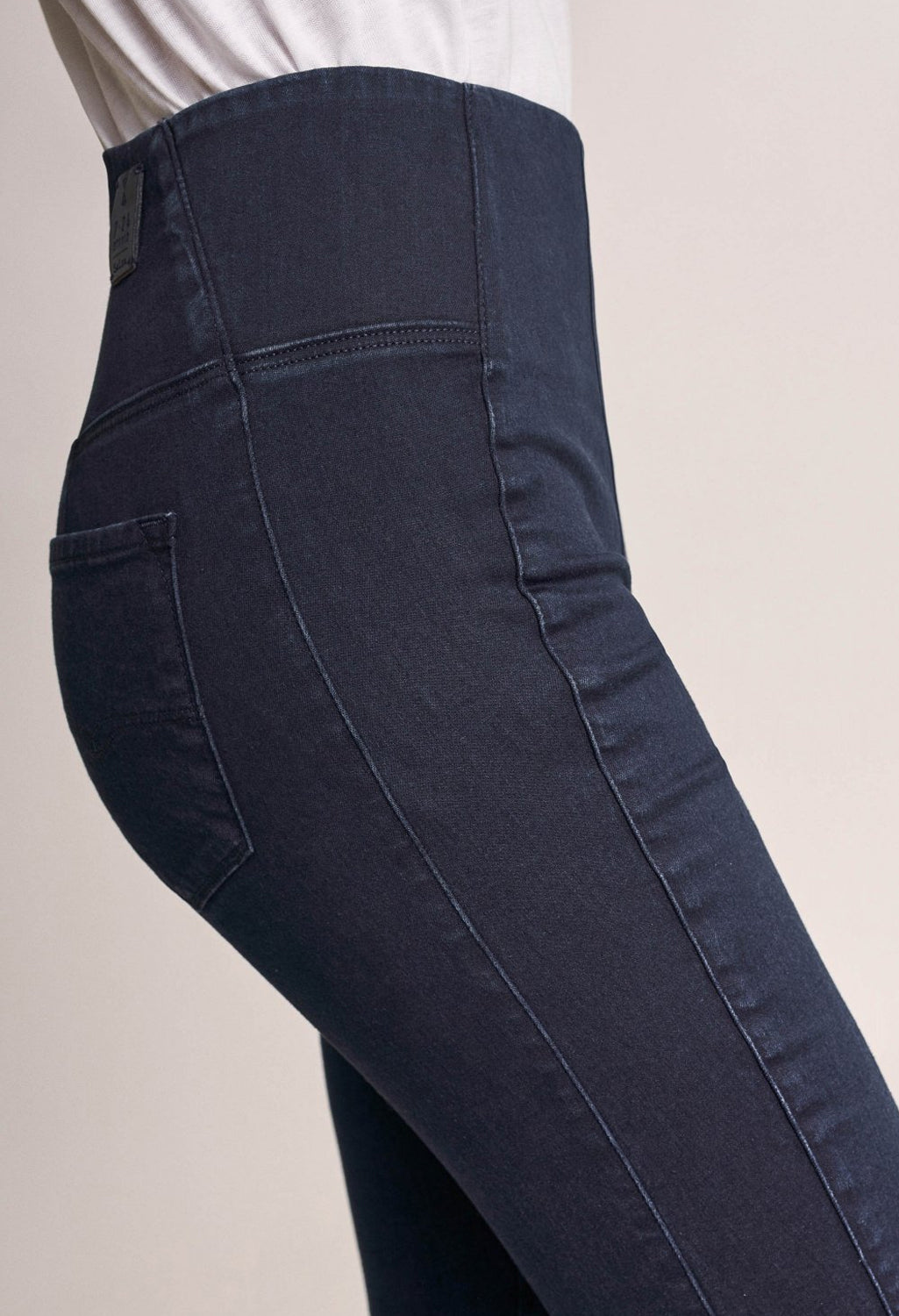 High waisted dark Denim Jeggings