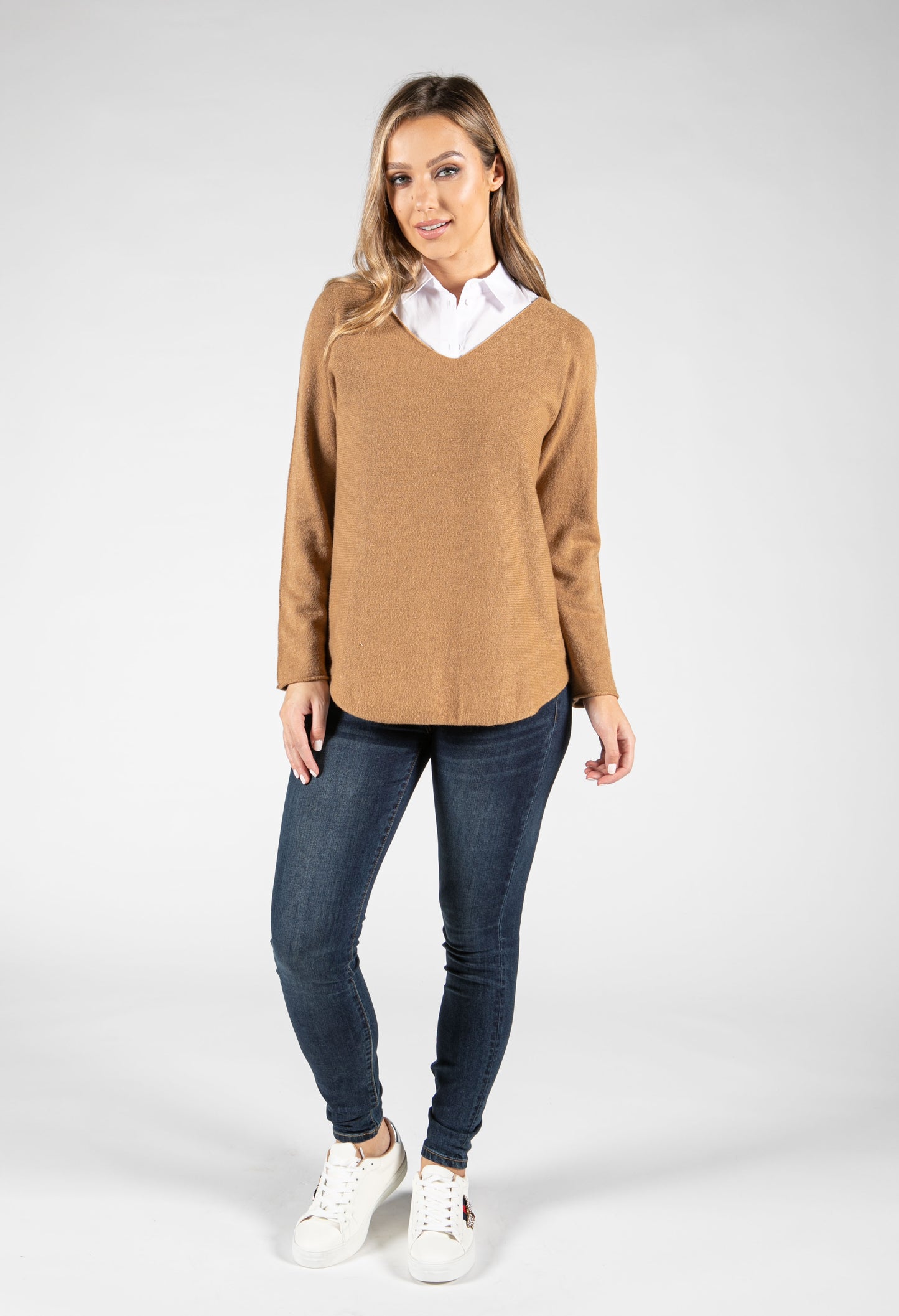 Fine Knit V-Neck Pullover-1