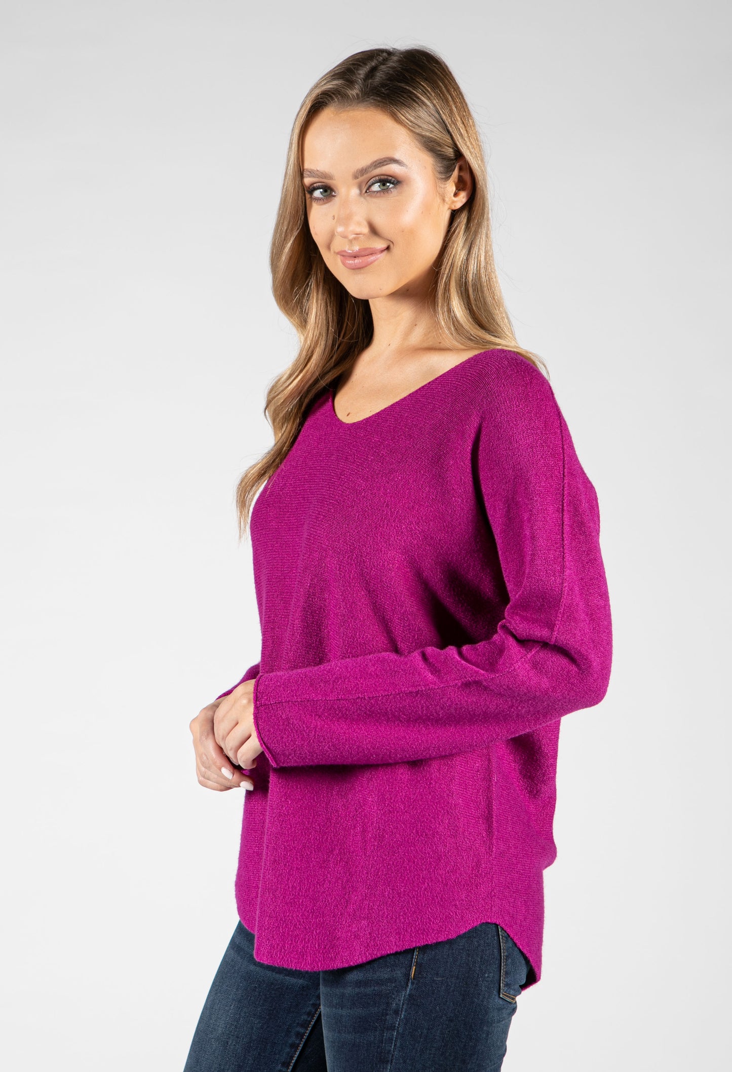 Fine Knit V-Neck Pullover-1