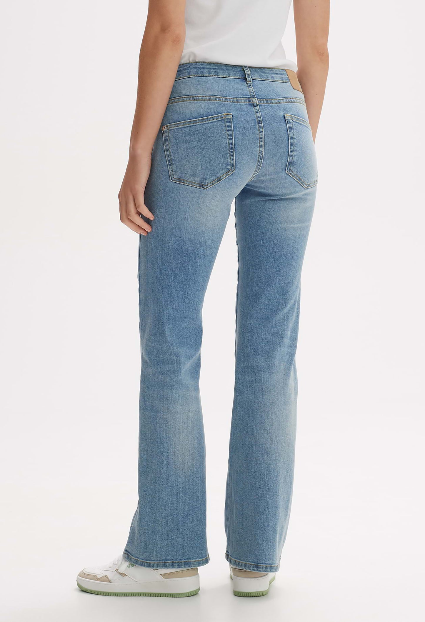 Melasi Flared Jeans