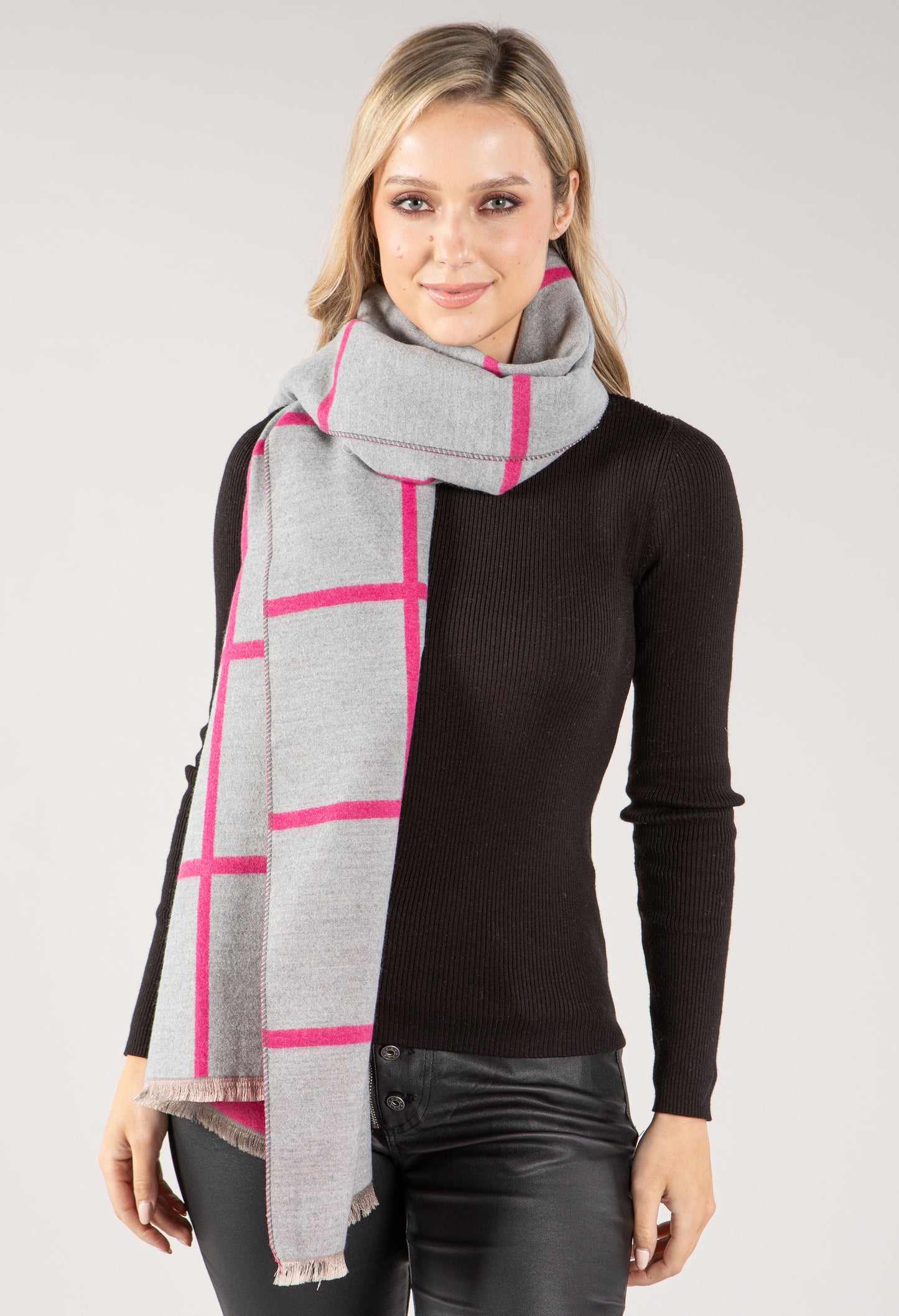 Contrast Check Scarf