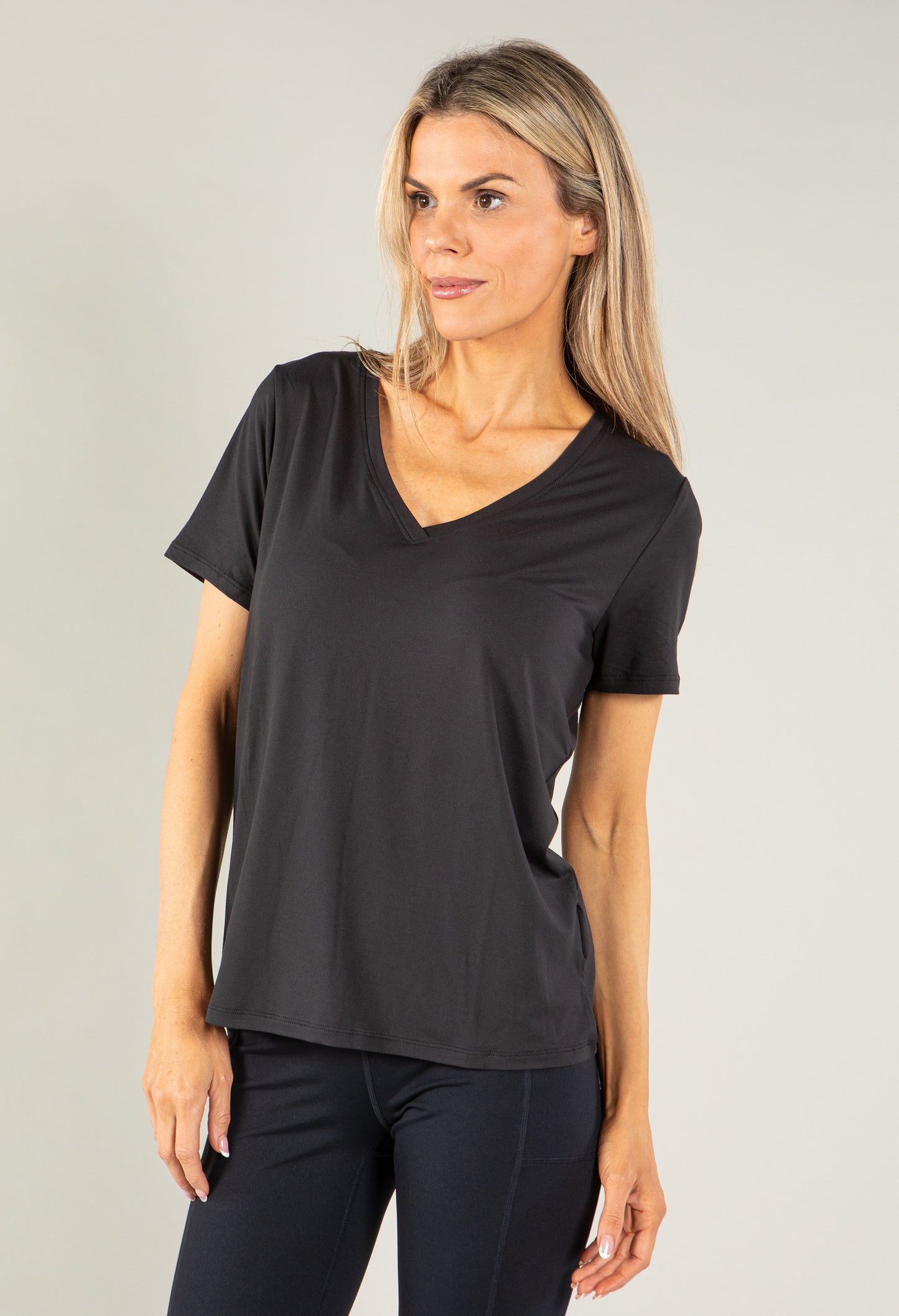 GO DRI SERENE V-Neck Tee