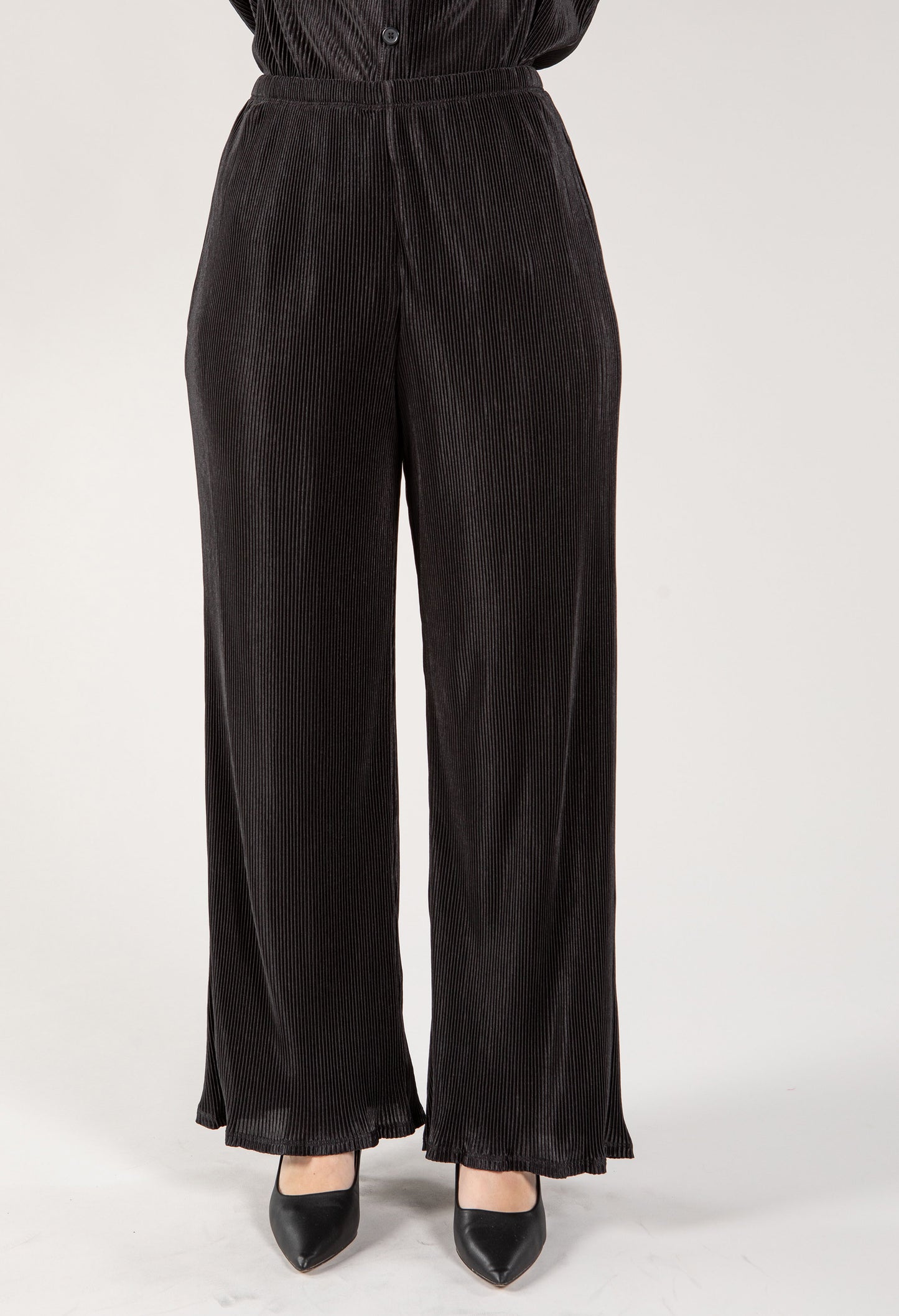 Plisse Pleated Trousers