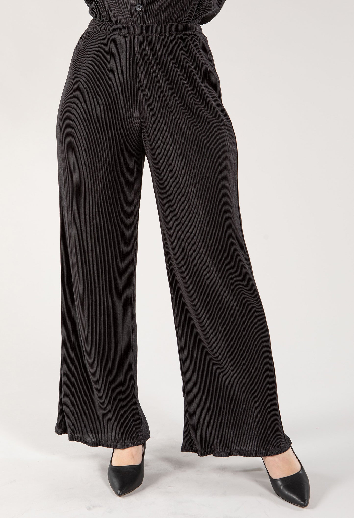 Plisse Pleated Trousers