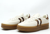 Curve Stripe Trainer