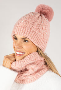 Chunky Knit Hat and Cowl Set