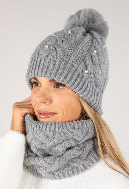 Chunky Knit Hat and Cowl Set