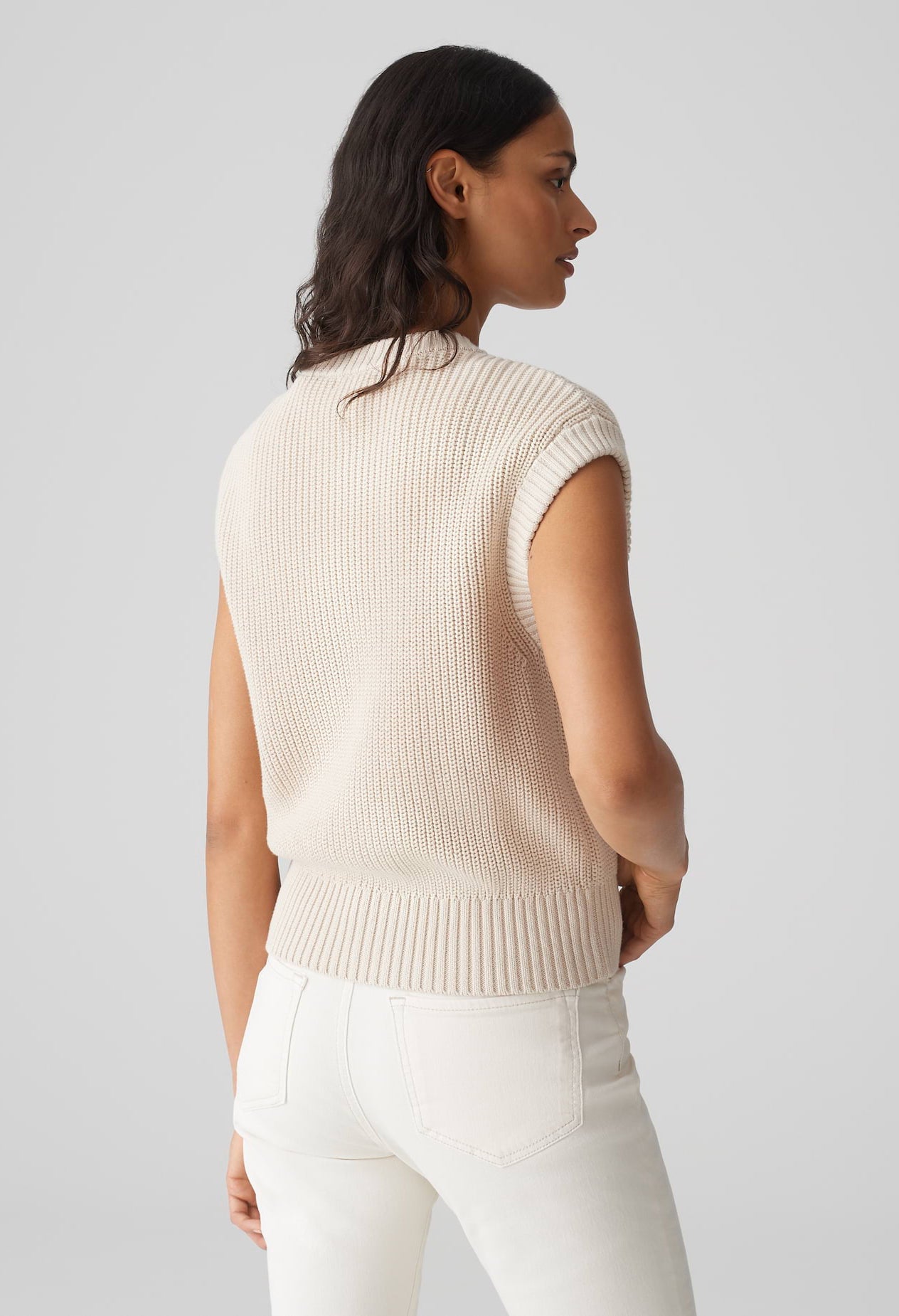 Dufka Sleeveless Zip Up Knit