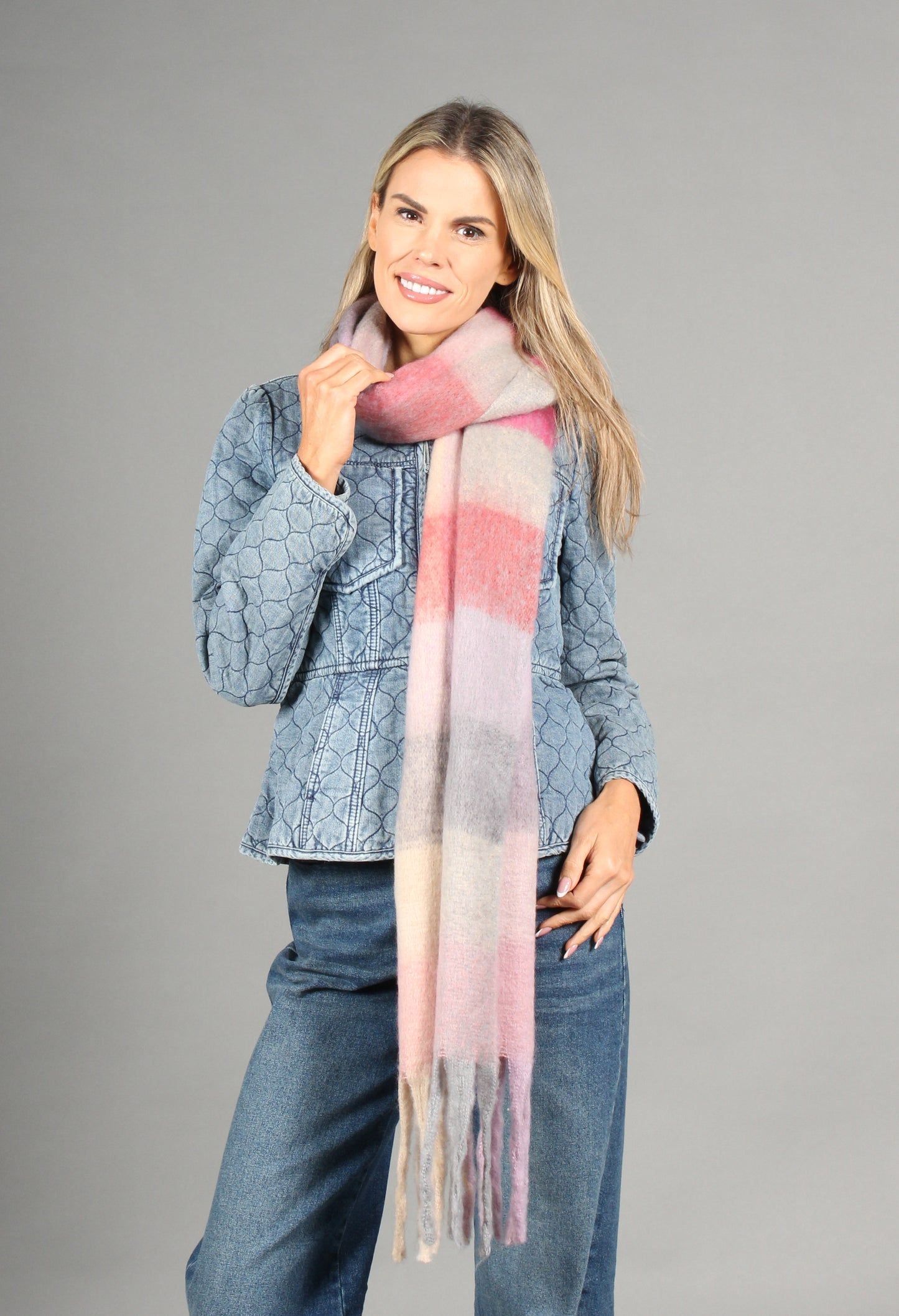 Super Soft Tassel End Check Scarf