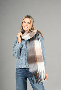 Super Soft Tassel End Check Scarf