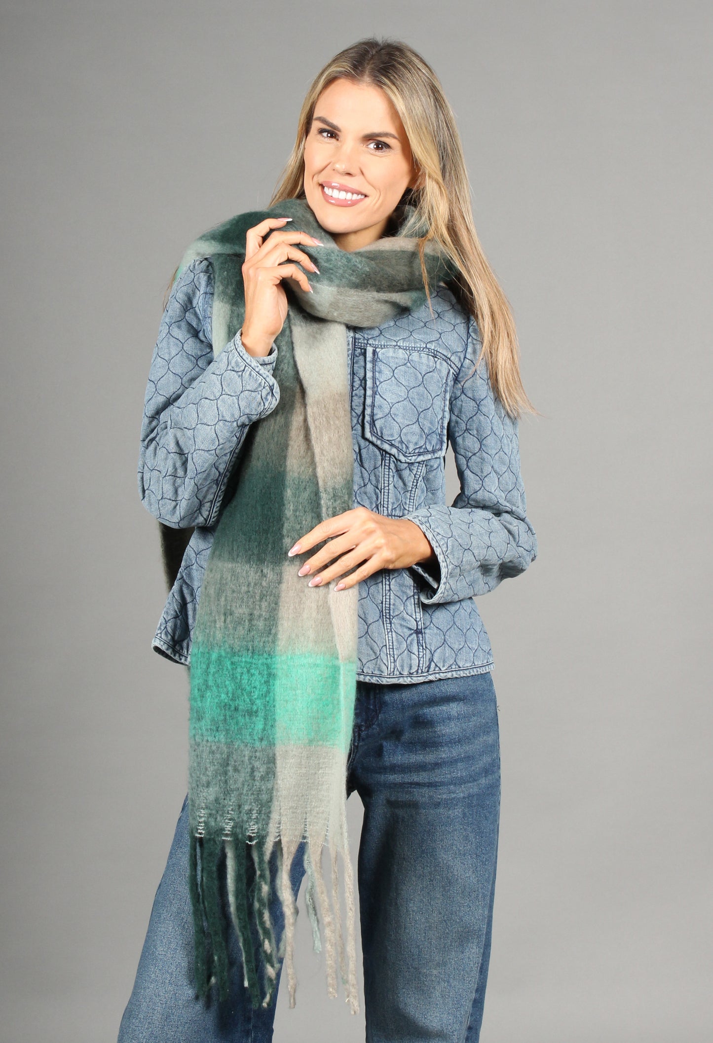 Super Soft Tassel End Check Scarf