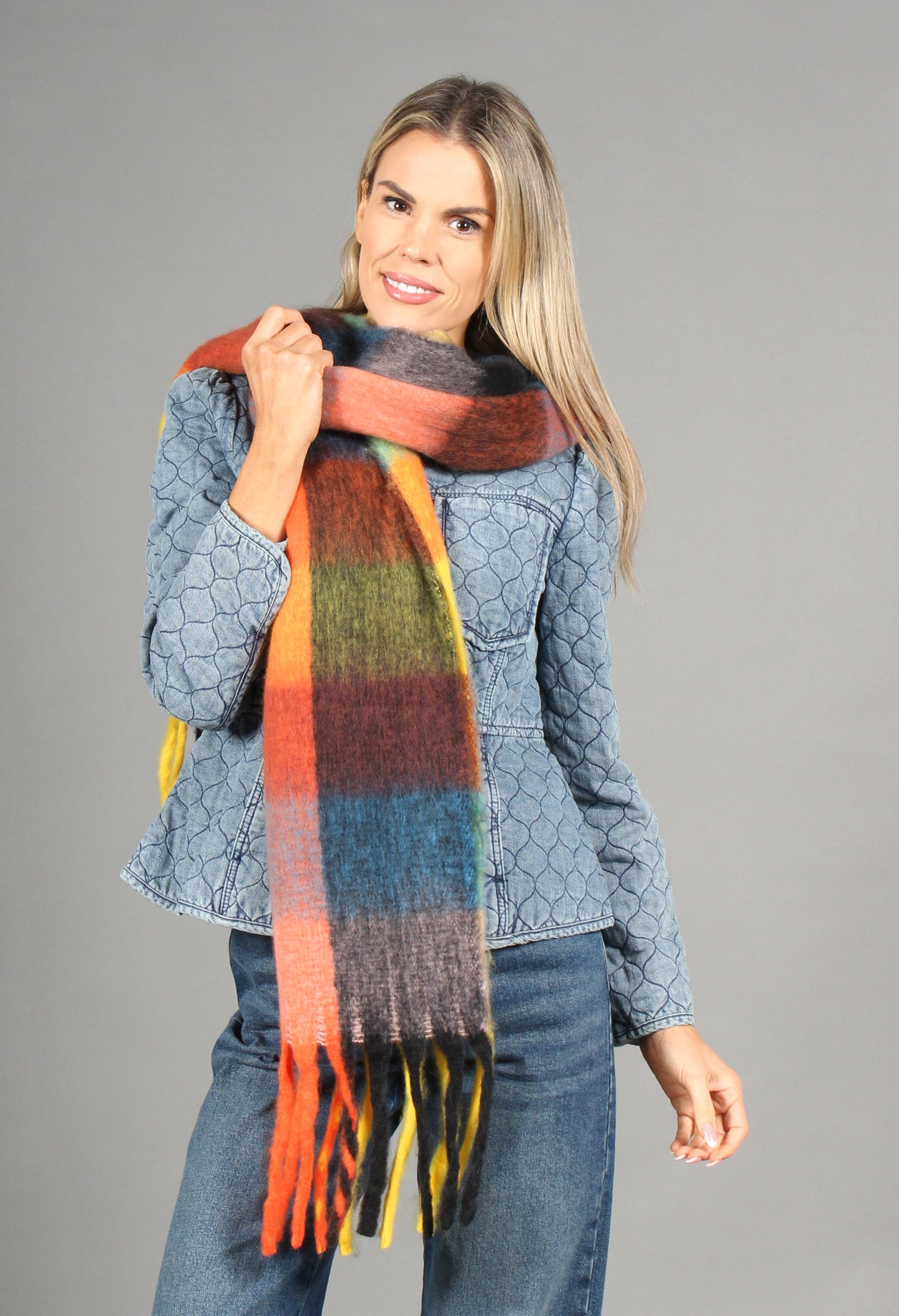 Super Soft Tassel End Check Scarf