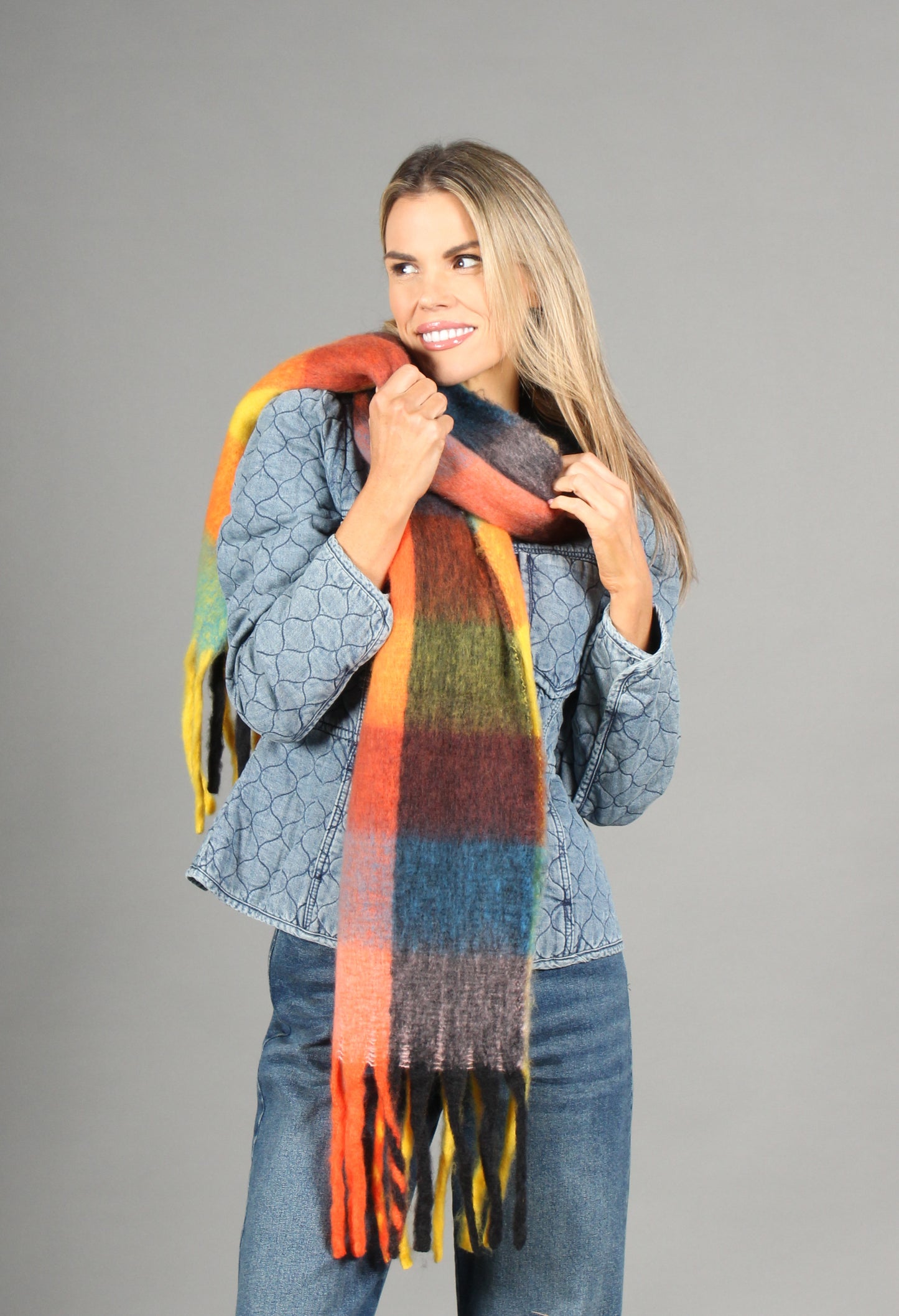 Super Soft Tassel End Check Scarf