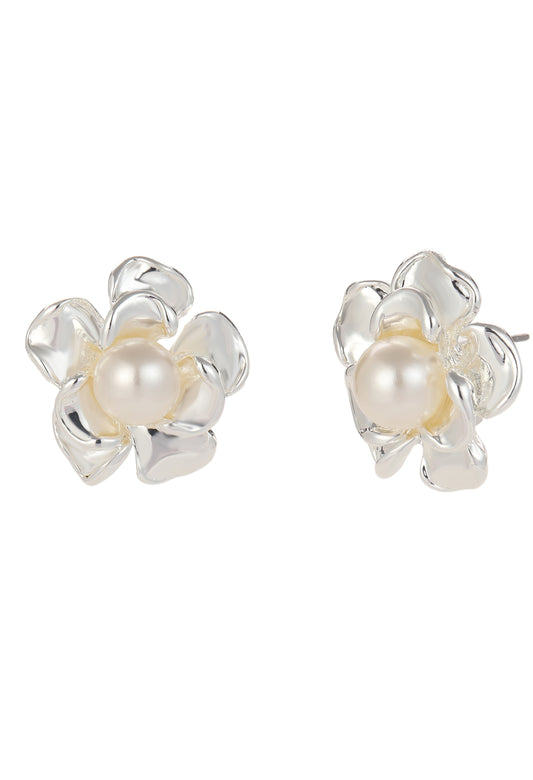 Flower Pearl Stud Earrings