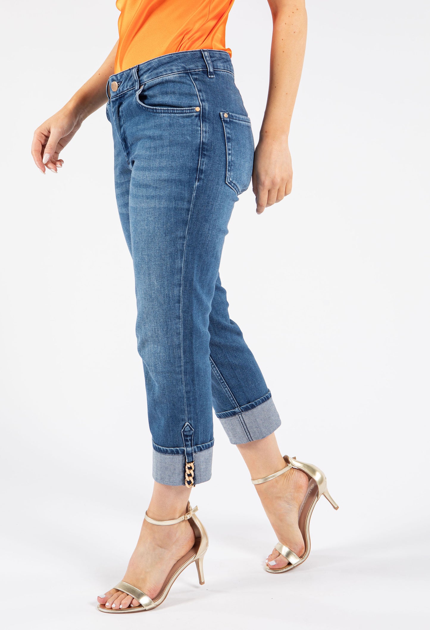 Fara Chain Detail Cropped Tapered Jeans