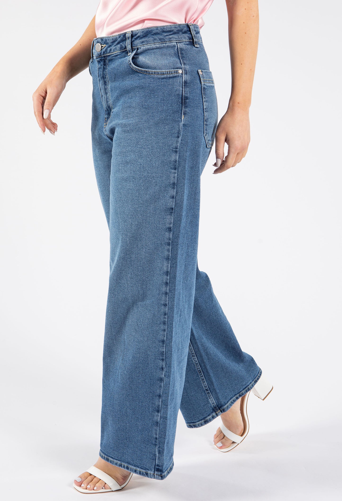 Balmango Relaxed Straight Leg Jean