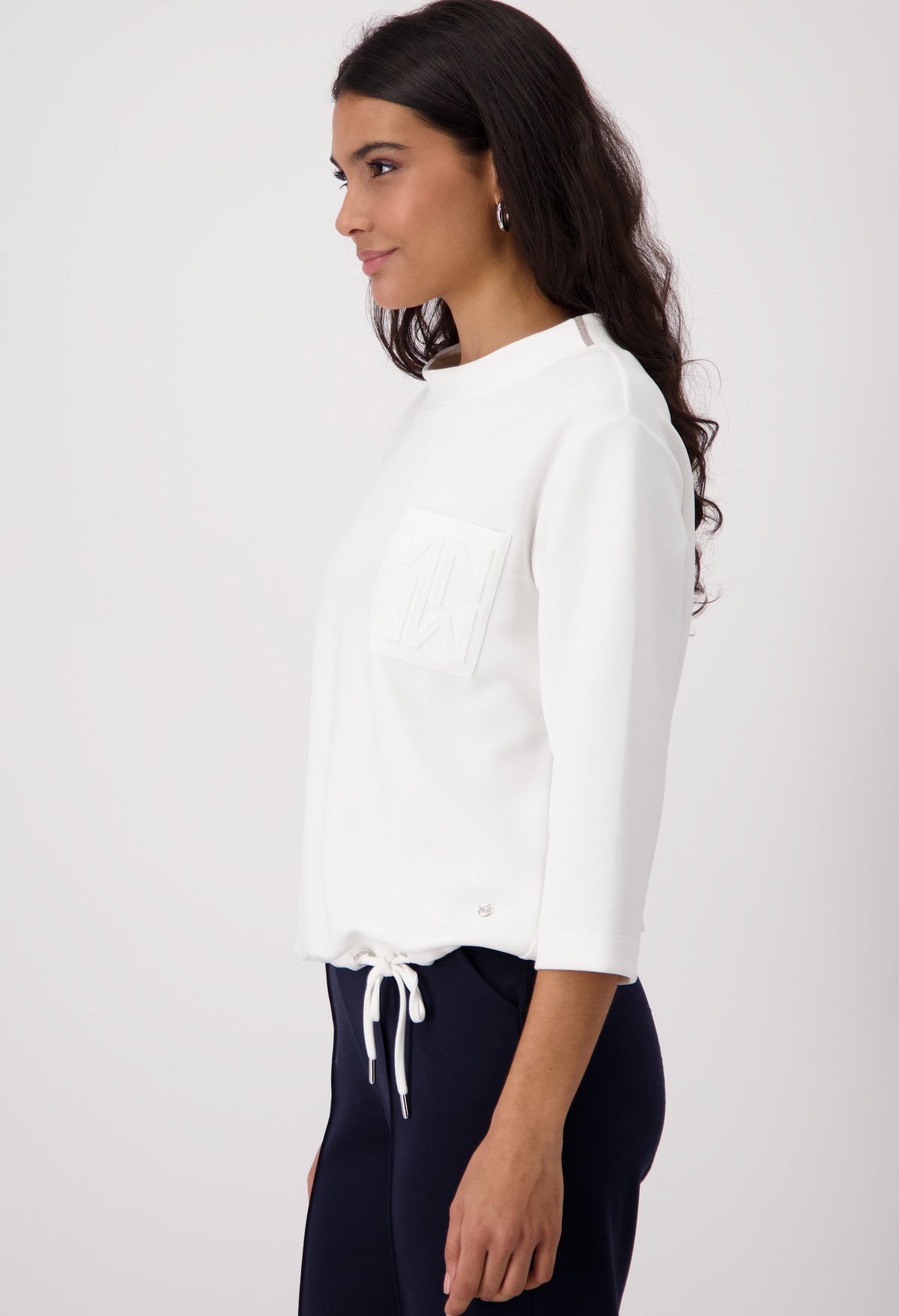 Round Neck Pullover