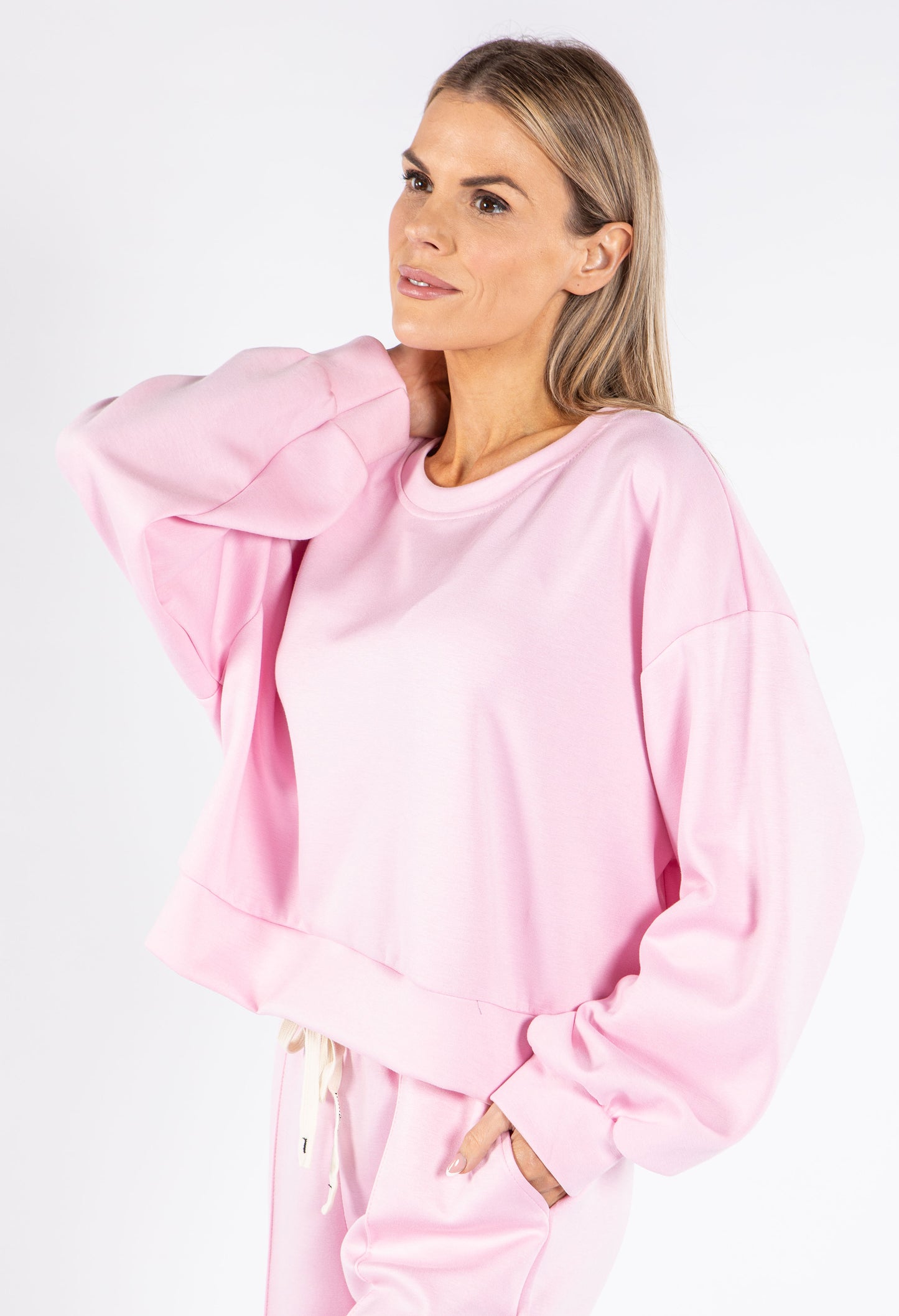 Ruched Sleeve Cropped Sweatshirt