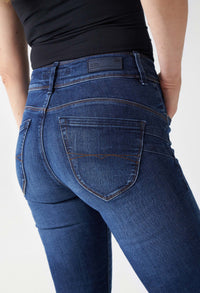 SECRET PUSH IN SLIM JEANS WITH RINSED EFFECT