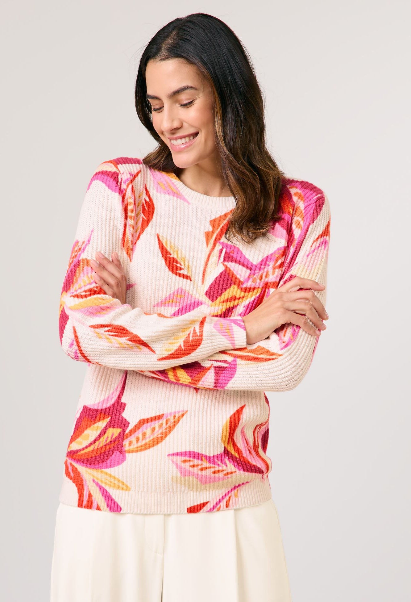 Rib knit jumper with a floral pattern