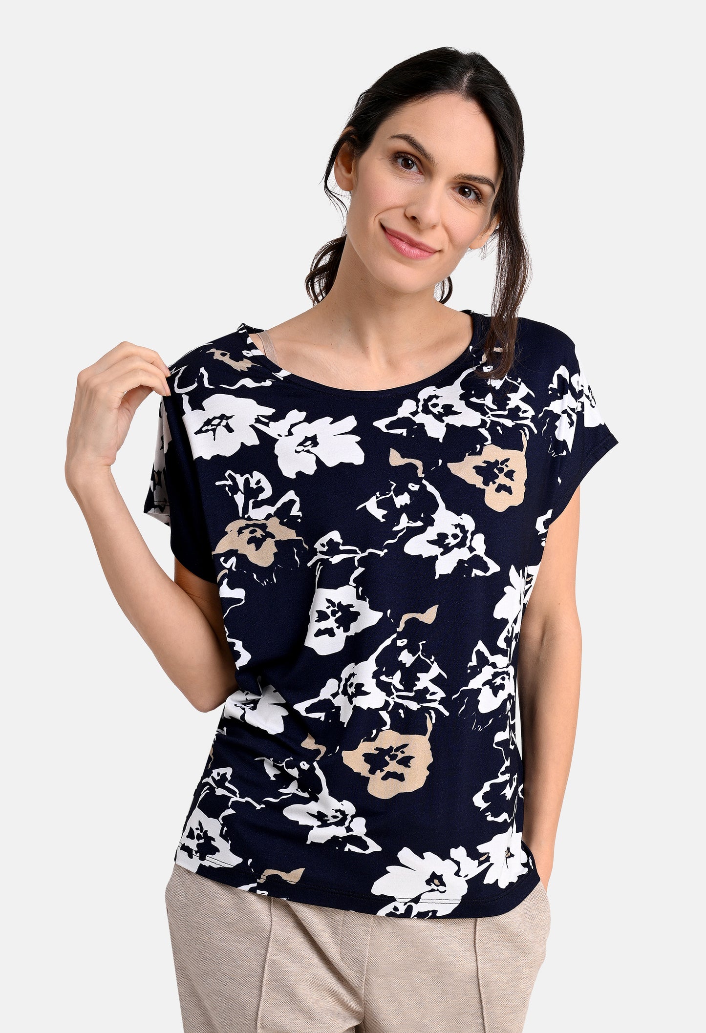 Shirt with Dark flower print