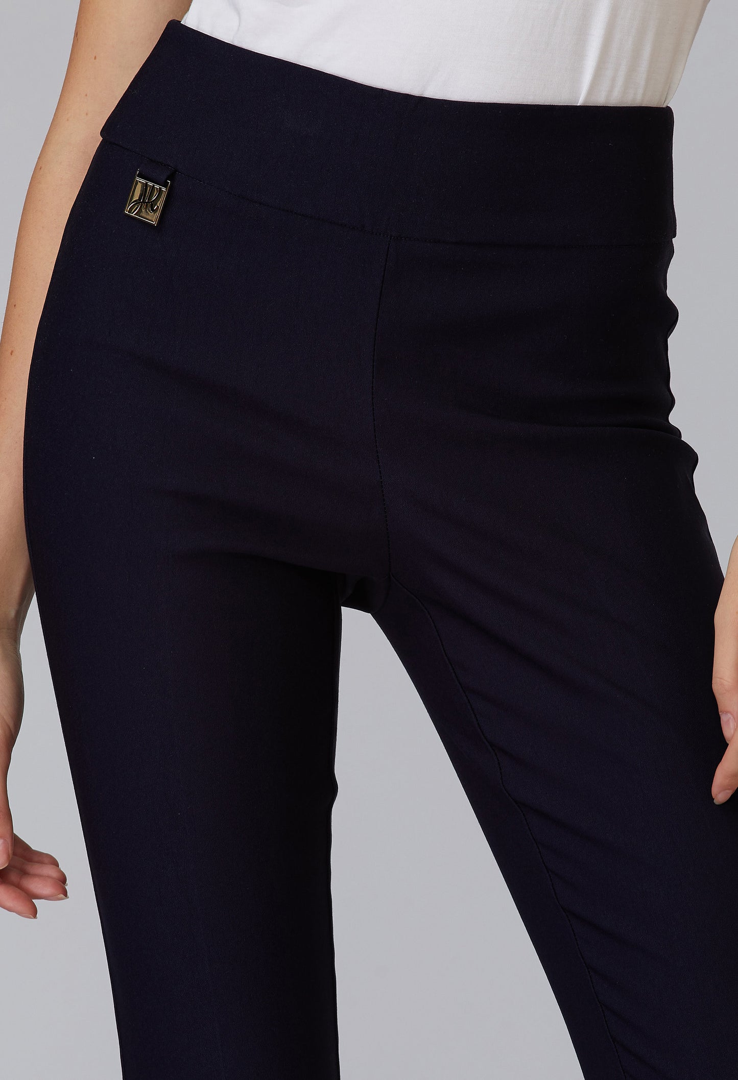 Slim Cropped Trousers