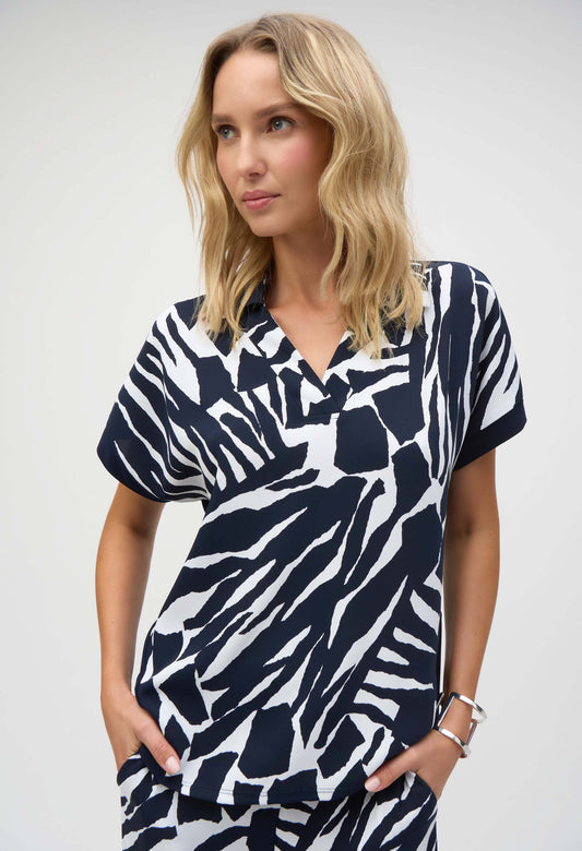 V-neck Abstract Pullover