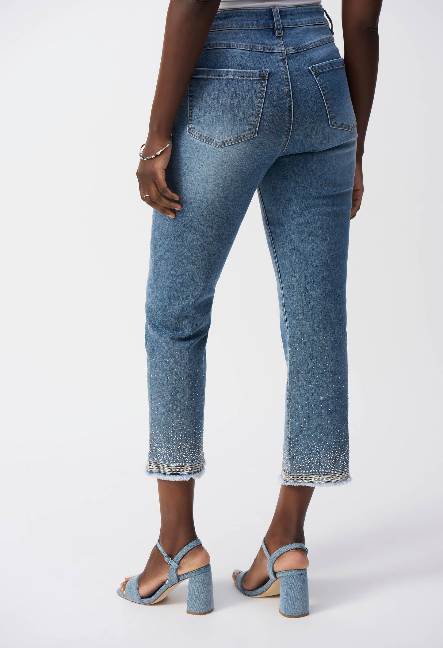 High-waisted Ankle-length Jeans