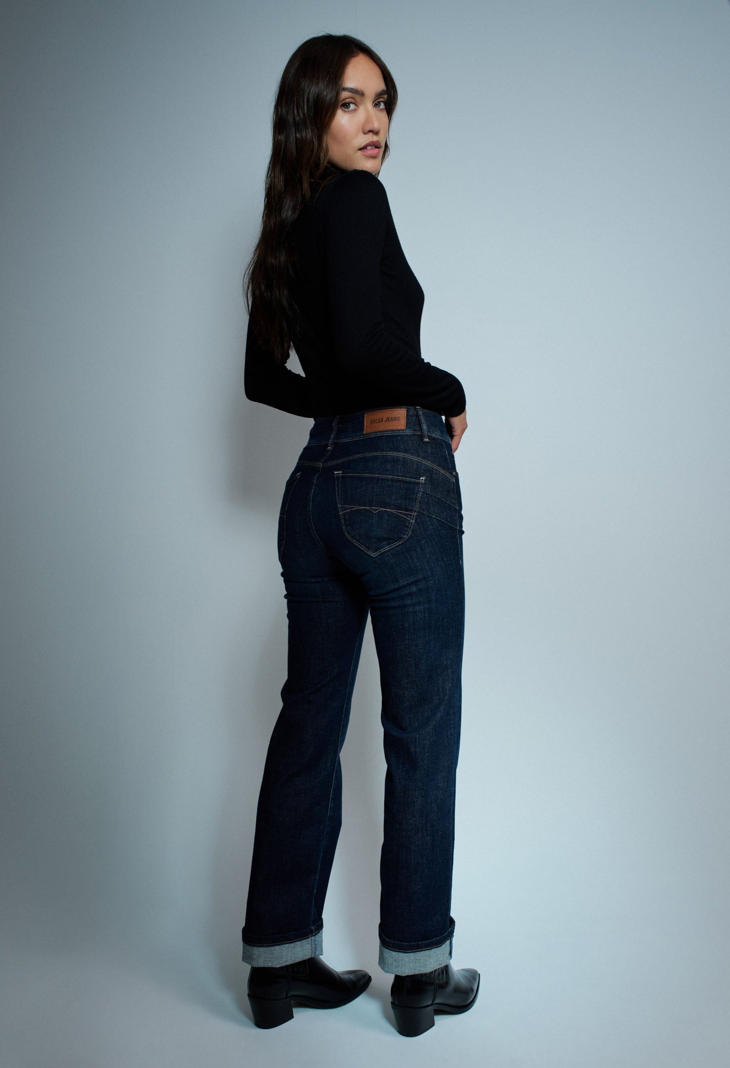 JEANS SECRET PUSH IN STRAIGHT